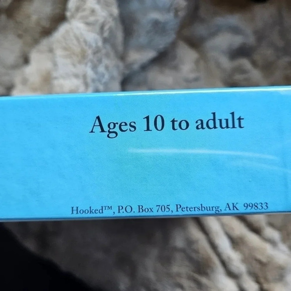 HOOKED Board Game-NIB - Picture 3 of 4